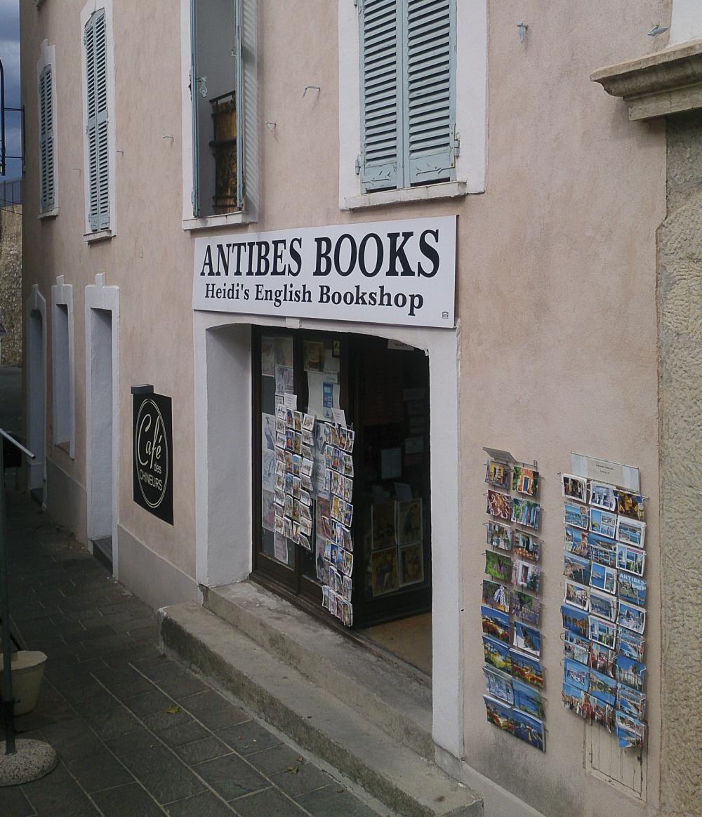 antibes-books-00