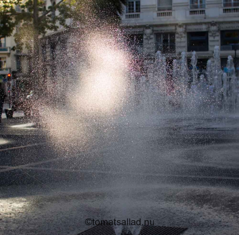 fontän på Place de Gaulle